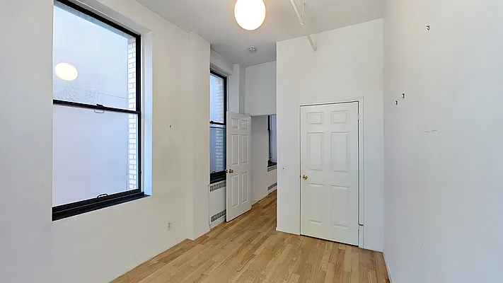 Rented by LEE & ASSOCIATES NYC RESIDENTIAL LLC | media 21