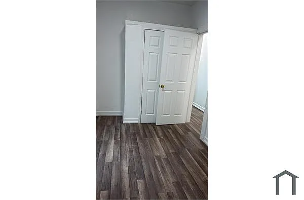 Building Photo - 2654 Marion Ave #3