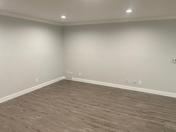 5th image of 6018 Barton Ave APT 6