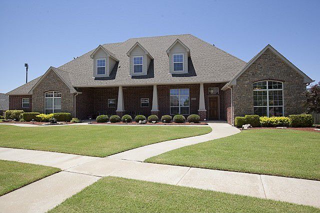 Custom home on corner lot in Nottingham