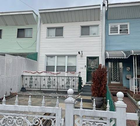 2nd image of 526 Bolton Ave