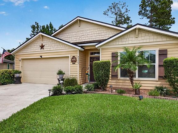 3rd image of 65057 Lagoon Forest Dr