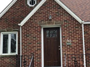 365 N Main St, Amherst, OH