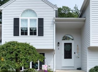 107 Riverview Pl APT B, Southbridge, MA 01550