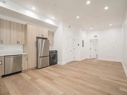 4432 Lancaster Ave #3 Photo 1