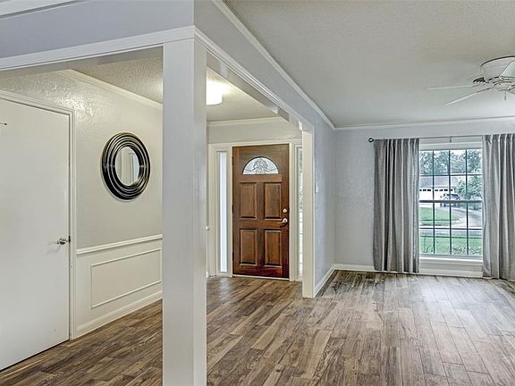 3rd image of 10606 Bordley Dr