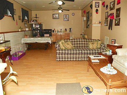 2nd image of 328 Buena Vista Ave