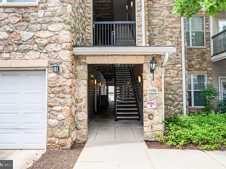 13386 Connor Dr #M — Photo 3