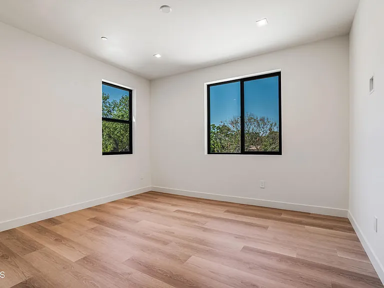 2821 Los Robles Rd — Photo 62