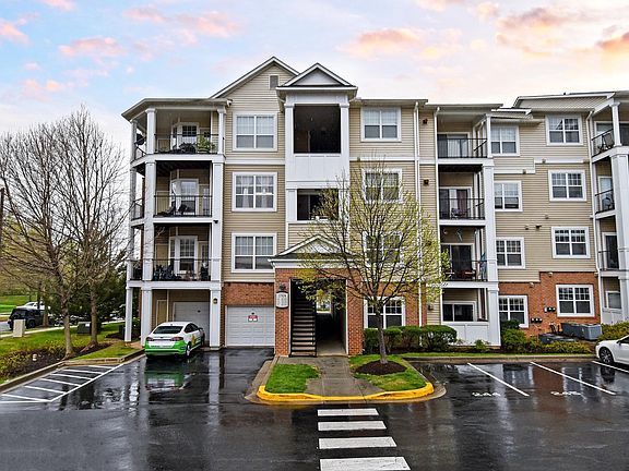 2nd image of 13504 Derry Glen Ct APT 302