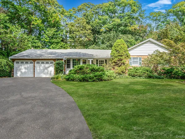 19 Whistler Hill Lane, Huntington, NY 11743