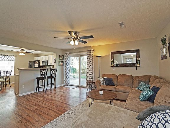 4th image of 7849 Highbrook Dr