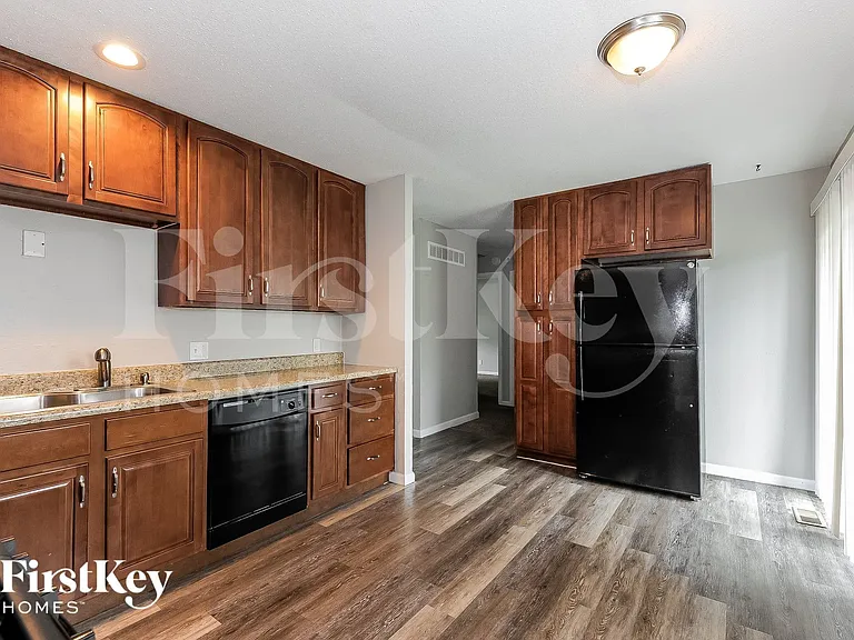 15675 Birkemeier Dr — Photo 6
