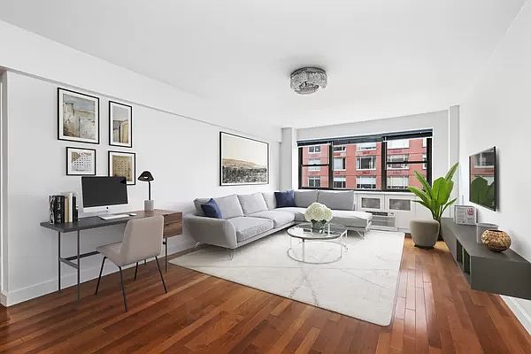 1st image of 305 E 72nd St #8D