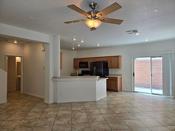 4th image of 9719 Aleutian St