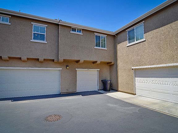 2nd image of 602 Dante Cir