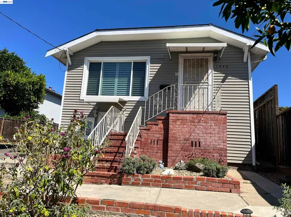 1540 Crescent Ave, Castro Valley, CA 94546