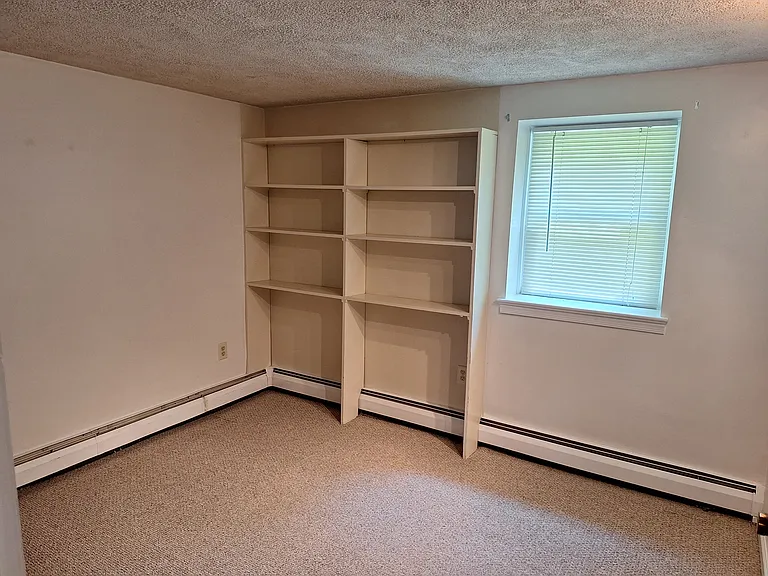 1115 Dogwood Ct #1 — Photo 17