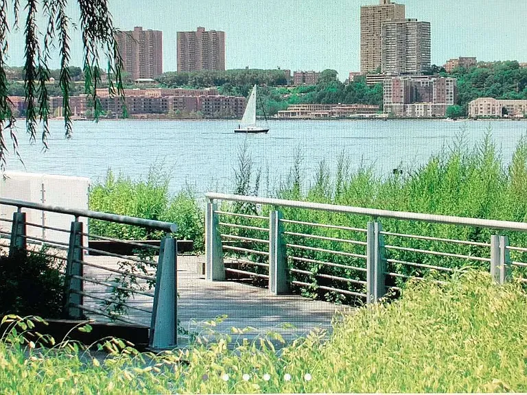120 Riverside Blvd #5L — Photo 18