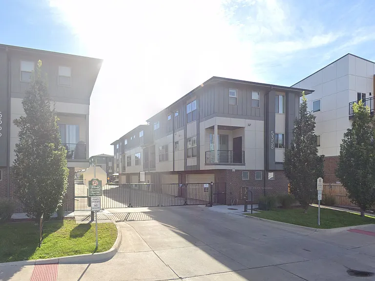 5366 Allison St #B — Photo 1