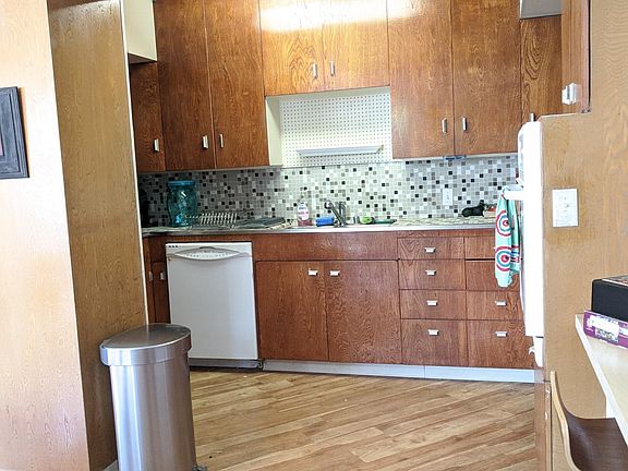 5th image of 425 S Oakland Ave APT 2