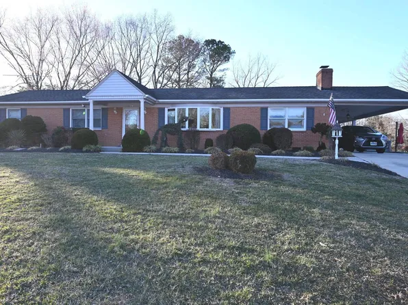 4275 Shelton Dr, Pomfret, MD 20675