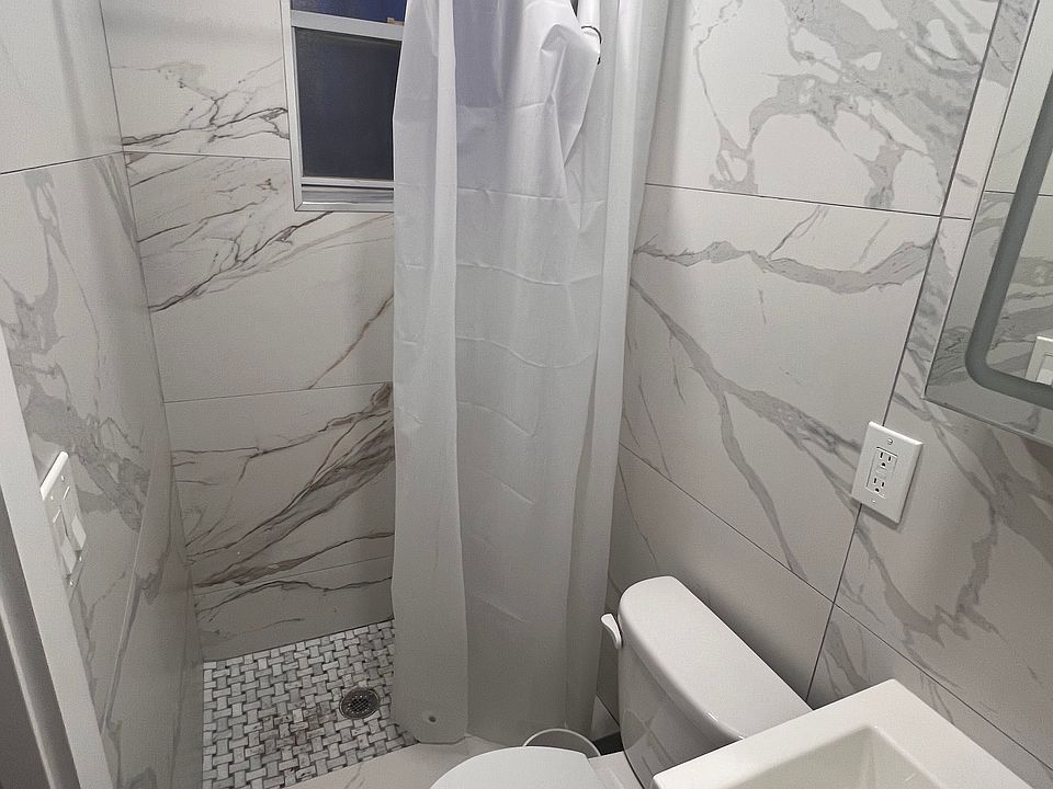 1st image of 20-46 41st St Floor 2