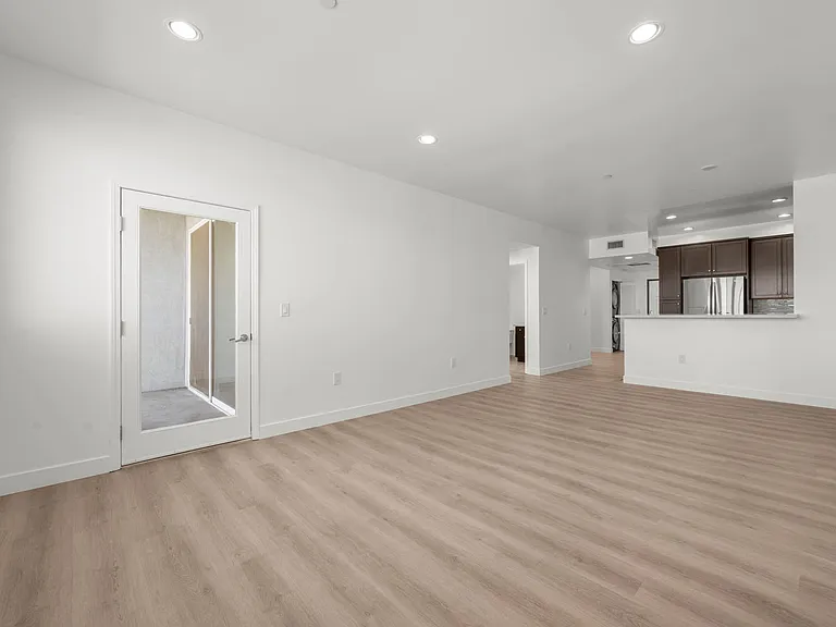 8248 Sepulveda Pl — Photo 9