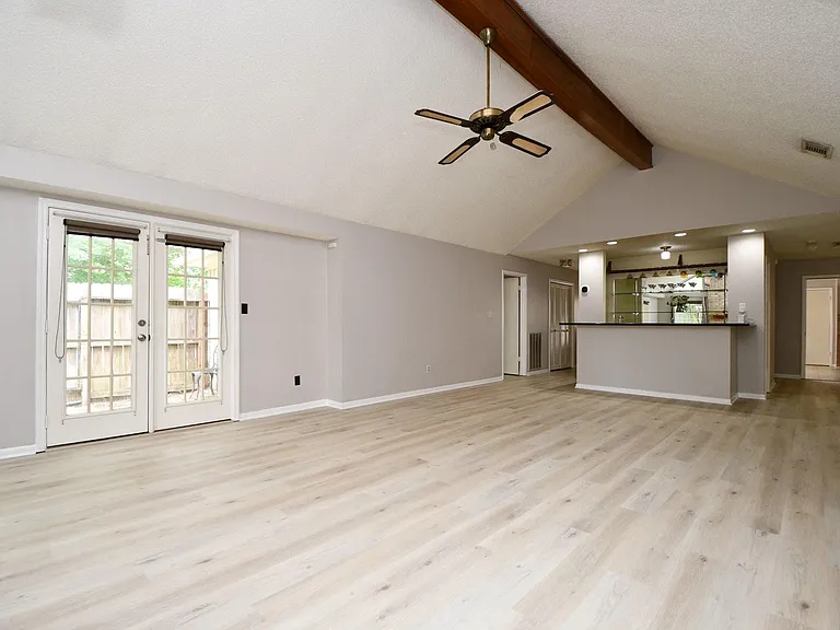 1947 Mayweather Ln — Photo 48