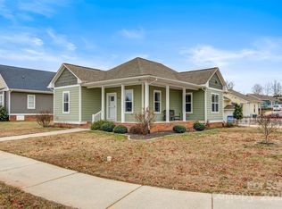 1052 33rd Avenue Loop NE, Hickory, NC 28601