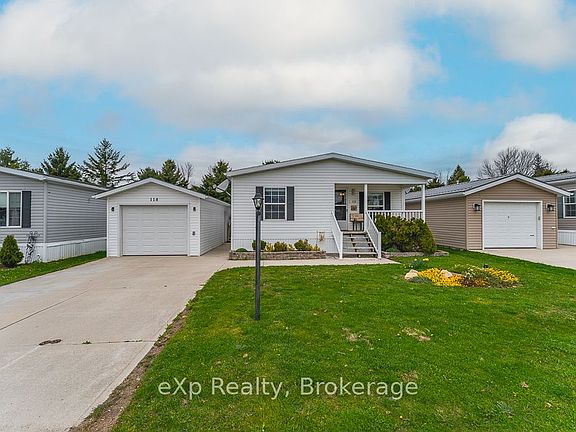5th image of 114 Rosewood Dr