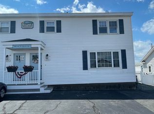 216 Bristol St, Seabrook, NH 03874