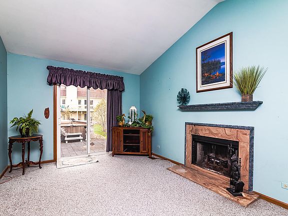3rd image of 1248 Huntington Dr