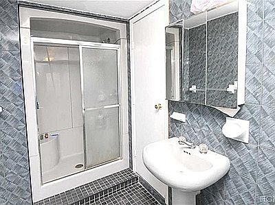 Bathroom2