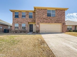 9213 Saint Martin Rd, Fort Worth, TX 76123