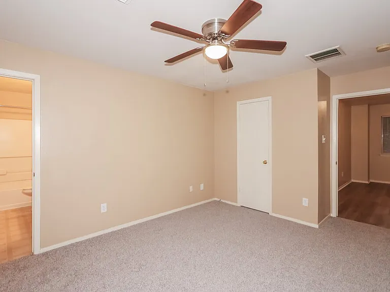 20624 Patriot Park Ln — Photo 11