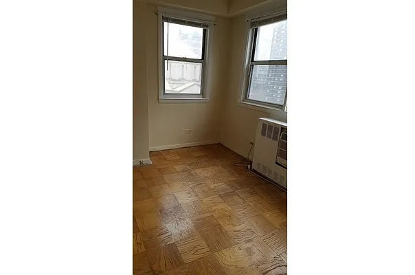 Rented by City Connections Realty | media 4