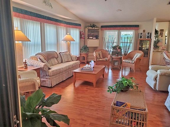 3rd image of 2532 Macon Cir #183