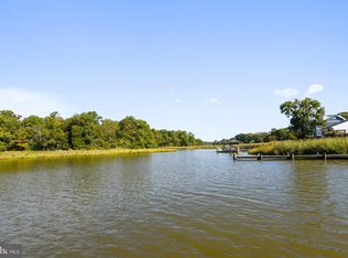1747 Columbia Beach Rd, Shady Side, MD 20764