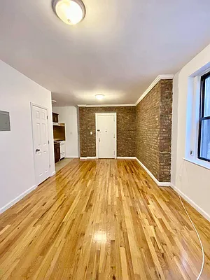 Rented by Hagstrom Management Inc | media 16