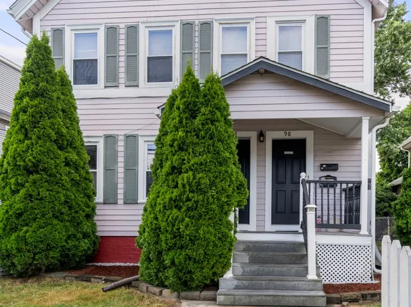 96 Fisher St #1, North Attleboro, MA 02760