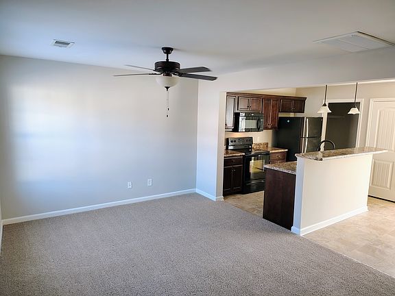 2nd image of 907 Gregory Mills Dr