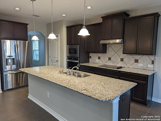 2606 Paria Cyn — Photo 5