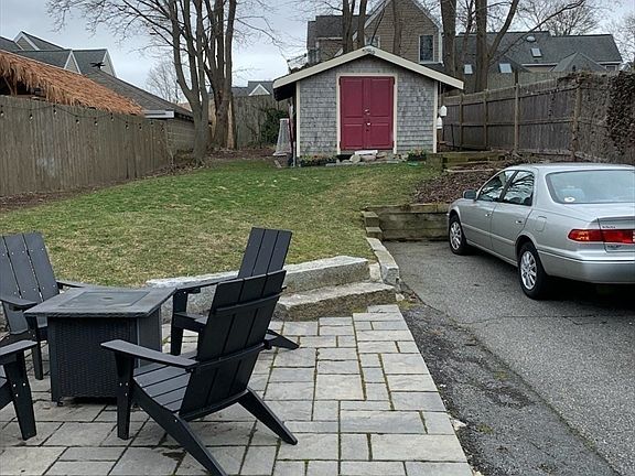 3rd image of 20 Murray St