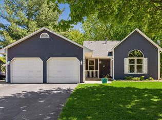9407 Jasmine Ave S, Cottage Grove, MN 55016