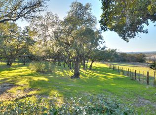 12 Chaparral Hill Dr, Boerne, TX 78006