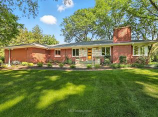 2500 Lindenwood Ln, Naperville, IL 60565