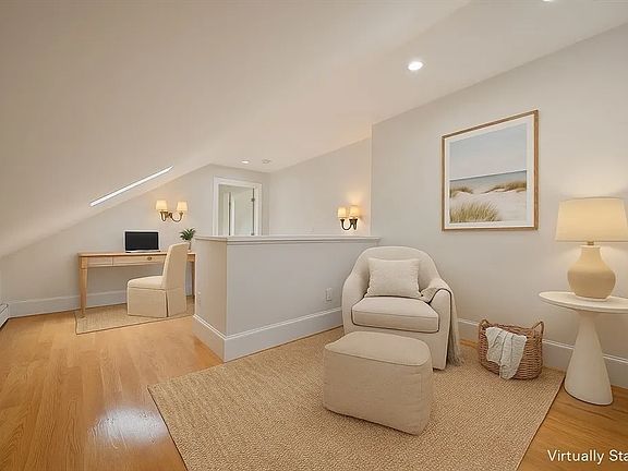 4th image of 14 Dalton St