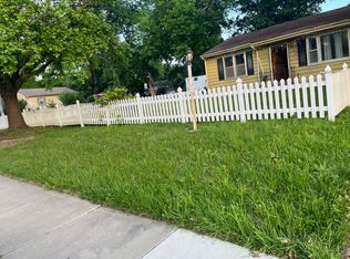 1503 W 4th St, Lawrence, KS 66044