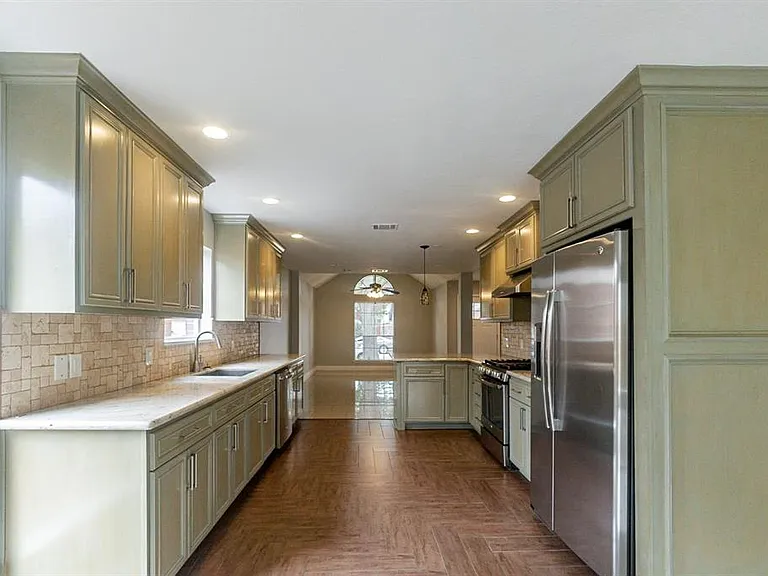 12023 Meadow Place Dr — Photo 46